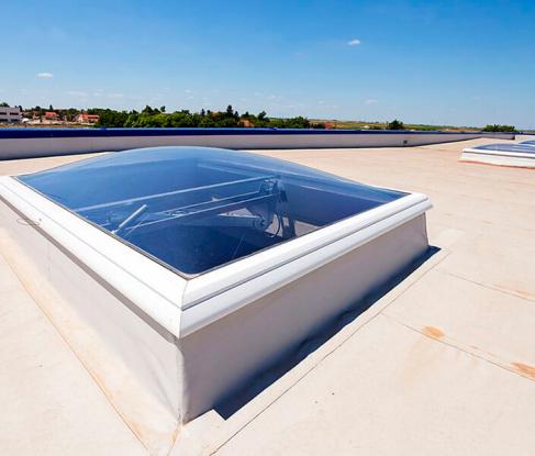 Монтаж плоской кровли ПВХ